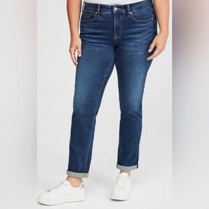 Torrid 20 short boyfriend stretch ankle jean